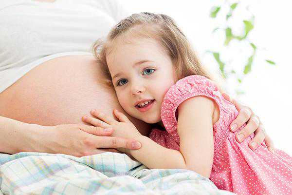 吃猪肝会导致胎儿异常吗？孕妈妈正在孕期要小心这些食品
