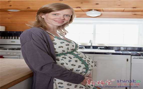 宁波到杭州多少钱：梅根宣布代孕后首度亮相，